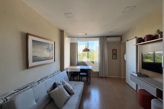 Sala de apartamento à venda com 1 quarto, 33m² em Leblon, Rio de Janeiro