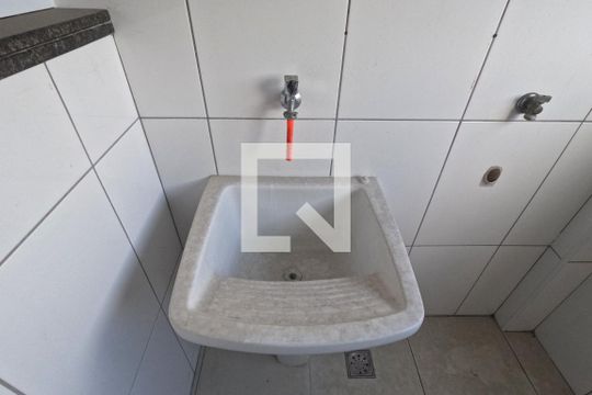 Área de Serviço de apartamento para alugar com 2 quartos, 78m² em Ponta da Praia, Santos
