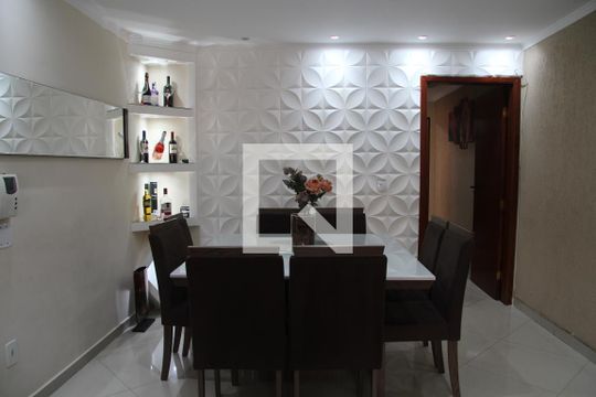 Sala de casa à venda com 3 quartos, 125m² em Jardim Monte Carmelo, Guarulhos