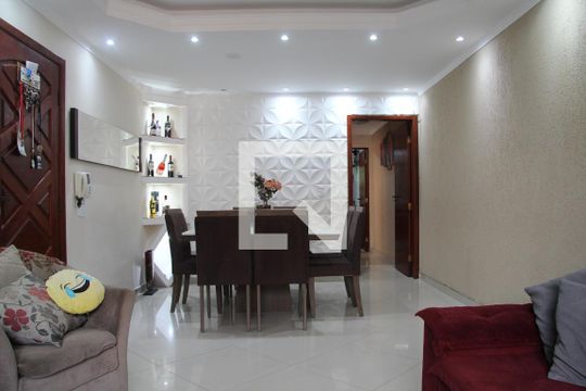 Sala de casa à venda com 3 quartos, 125m² em Jardim Monte Carmelo, Guarulhos