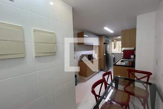 Apartamento à venda com 3 quartos, 160m² em Barra da Tijuca, Rio de Janeiro
