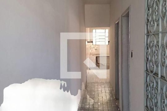 Casa à venda com 8 quartos, 235m² em Penha, Rio de Janeiro