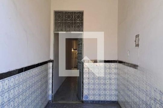 Casa à venda com 8 quartos, 235m² em Penha, Rio de Janeiro