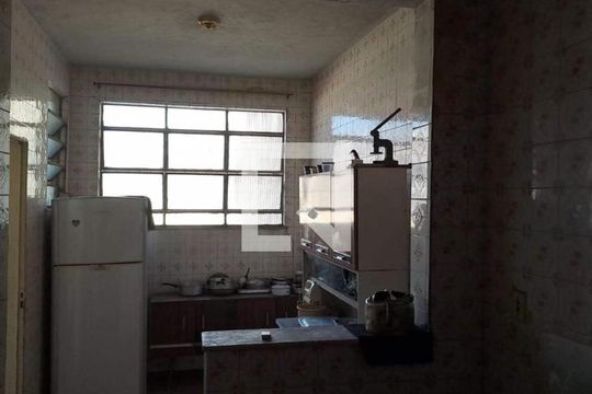 Casa à venda com 8 quartos, 235m² em Penha, Rio de Janeiro