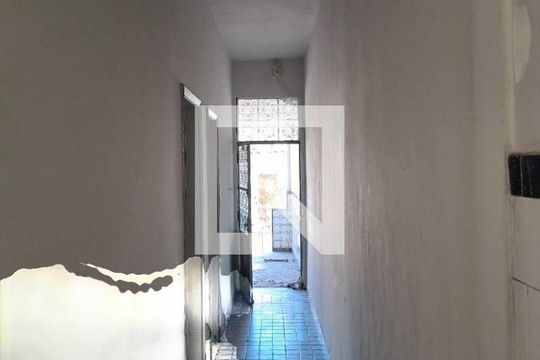Casa à venda com 8 quartos, 235m² em Penha, Rio de Janeiro