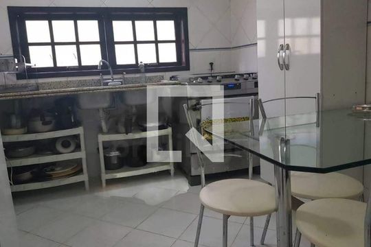 Casa à venda com 2 quartos, 110m² em Taquara, Rio de Janeiro