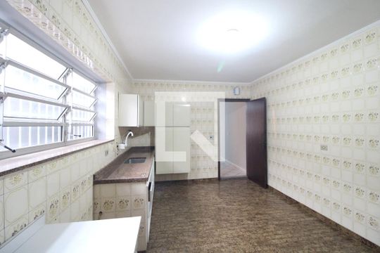 Cozinha de casa à venda com 3 quartos, 176m² em Cupecê, São Paulo