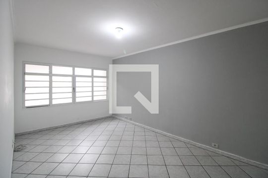 Casa à venda com 3 quartos, 176m² em Cupecê, São Paulo