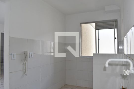 Cozinha de apartamento para alugar com 2 quartos, 46m² em Guatupê, São José dos Pinhais