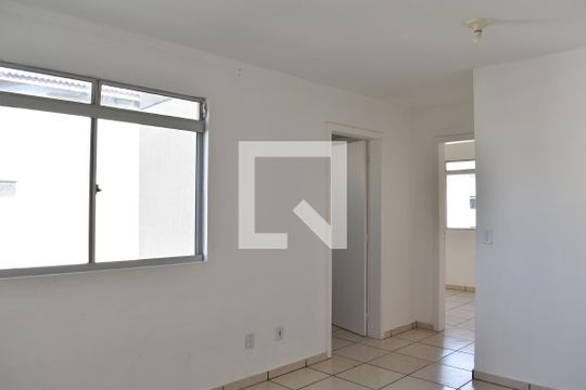 Sala de apartamento para alugar com 2 quartos, 46m² em Guatupê, São José dos Pinhais