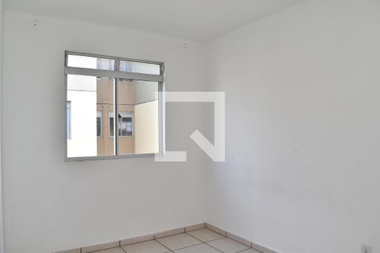 Quarto 2 de apartamento para alugar com 2 quartos, 46m² em Guatupê, São José dos Pinhais