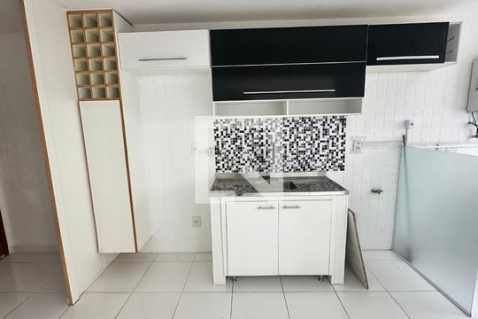 Cozinha de apartamento à venda com 2 quartos, 60m² em Barra da Tijuca, Rio de Janeiro