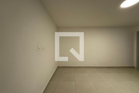 Studio de kitnet/studio para alugar com 1 quarto, 21m² em Vila Sao Pedro, Santo André