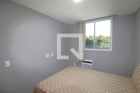 Quarto 1 de apartamento para alugar com 2 quartos, 42m² em Del Castilho, Rio de Janeiro