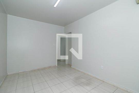Quarto 1 de apartamento para alugar com 3 quartos, 160m² em Floresta, Porto Alegre