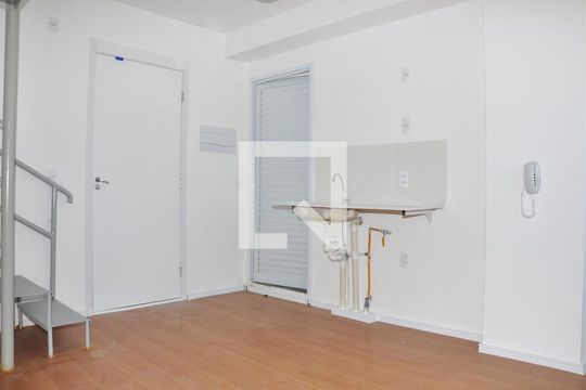 Sala/Cozinha de apartamento à venda com 1 quarto, 84m² em Chácara Inglesa, São Paulo