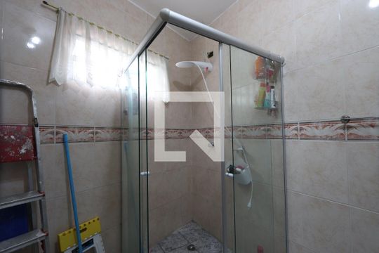 Banheiro de casa à venda com 2 quartos, 100m² em Vila Ivg, São Paulo
