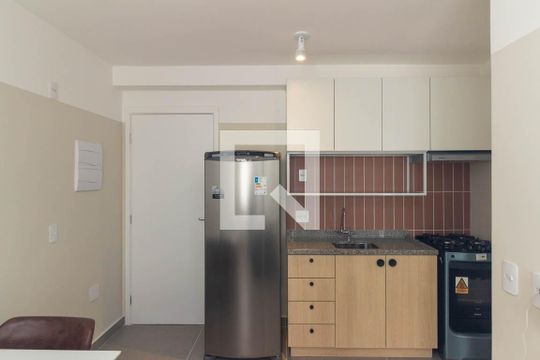 Cozinha de apartamento à venda com 1 quarto, 27m² em Vila Buarque, São Paulo