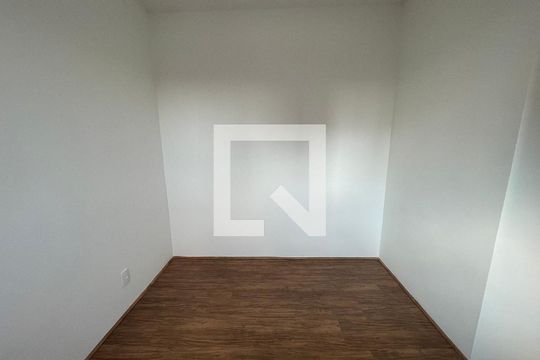 Quarto 1 de apartamento para alugar com 2 quartos, 33m² em Jardim Celeste, São Paulo