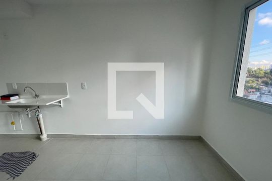 Sala de apartamento para alugar com 2 quartos, 33m² em Jardim Celeste, São Paulo