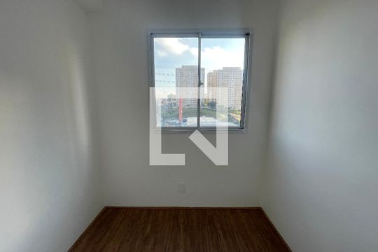 Quarto 2 de apartamento para alugar com 2 quartos, 33m² em Jardim Celeste, São Paulo