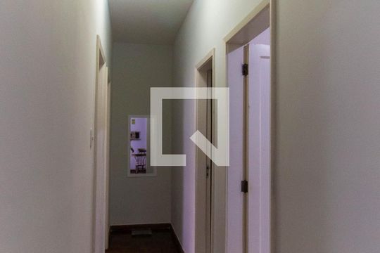 Corredor de apartamento para alugar com 2 quartos, 93m² em Ingá, Niterói