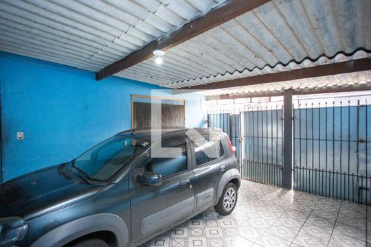 Garagem de casa à venda com 2 quartos, 125m² em Taboão, Diadema