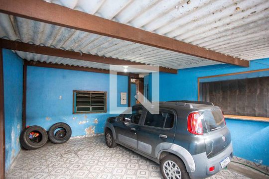 Garagem de casa à venda com 2 quartos, 125m² em Taboão, Diadema