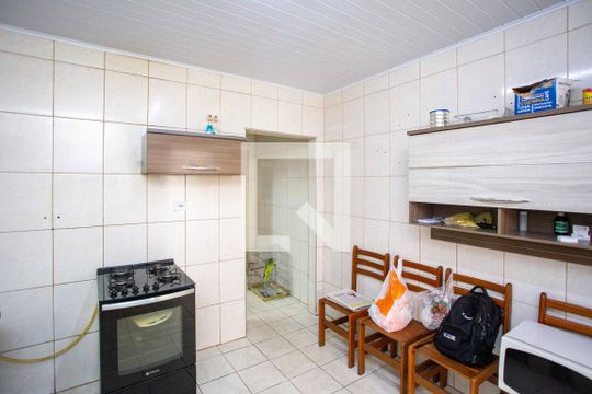 Cozinha de casa à venda com 2 quartos, 125m² em Taboão, Diadema