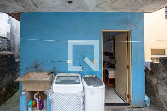 Área de Serviço de casa à venda com 2 quartos, 125m² em Taboão, Diadema