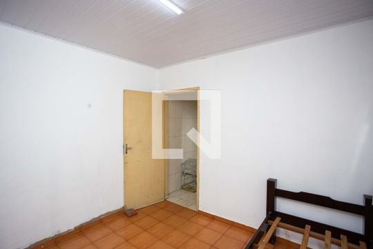 Casa à venda com 2 quartos, 125m² em Taboão, Diadema