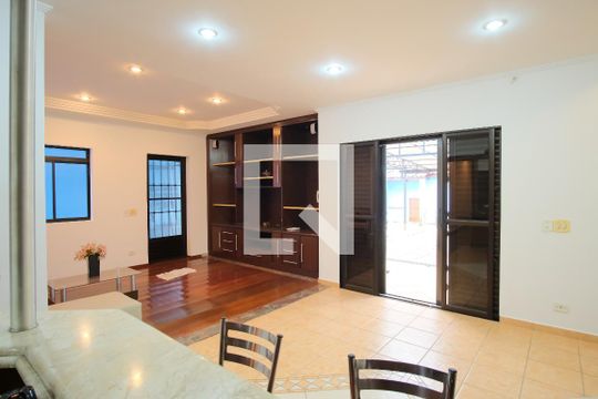 Sala de casa à venda com 4 quartos, 300m² em Penha de França, São Paulo
