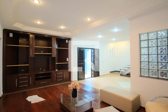 Sala de casa à venda com 4 quartos, 300m² em Penha de França, São Paulo