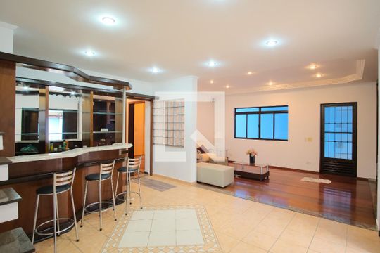 Sala de casa à venda com 4 quartos, 300m² em Penha de França, São Paulo