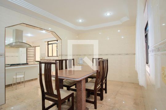 Sala de Jantar de casa à venda com 4 quartos, 300m² em Penha de França, São Paulo