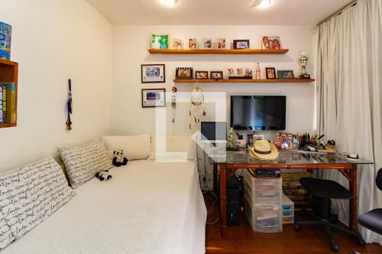 Quarto 1 de apartamento à venda com 4 quartos, 199m² em Ipanema, Rio de Janeiro