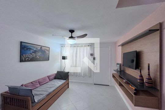 Sala de casa à venda com 3 quartos, 127m² em Recreio dos Bandeirantes, Rio de Janeiro