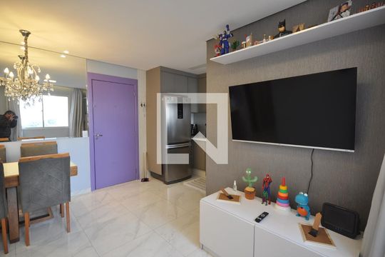 Apartamento à venda com 2 quartos, 42m² em Vila Guilherme, São Paulo