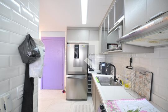 Cozinha de apartamento à venda com 2 quartos, 42m² em Vila Guilherme, São Paulo