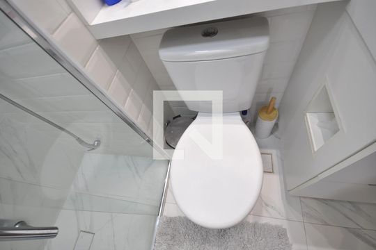 Banheiro Social de apartamento à venda com 2 quartos, 42m² em Vila Guilherme, São Paulo