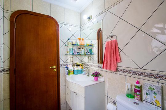 Banheiro social de apartamento para alugar com 3 quartos, 125m² em Campestre, Santo André