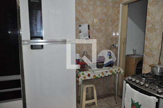 Cozinha de casa de condomínio à venda com 2 quartos, 70m² em Piedade, Rio de Janeiro