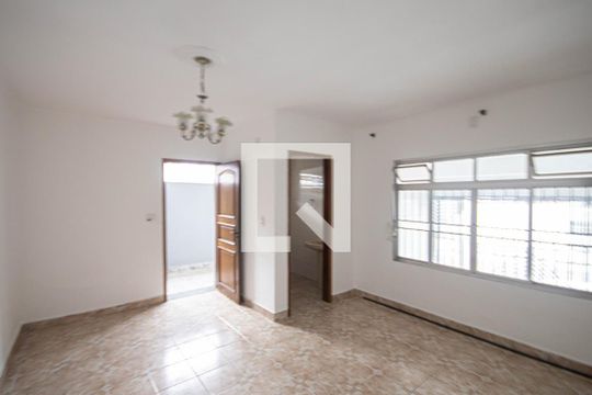 Sala 1 de casa à venda com 5 quartos, 200m² em Parque Vitoria, São Paulo