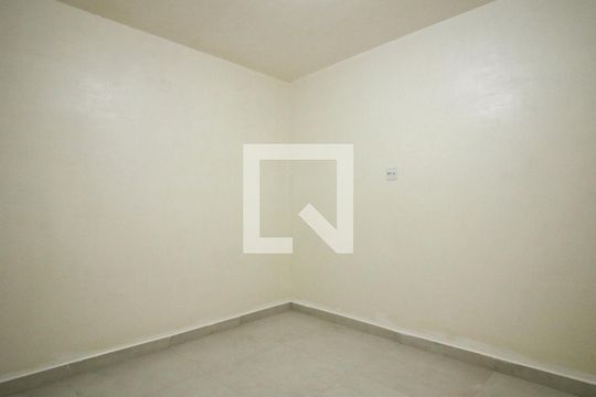 Casa para alugar com 2 quartos, 60m² em Jardim Grimaldi, São Paulo