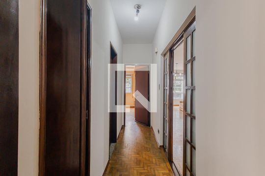 Corredor de apartamento à venda com 2 quartos, 115m² em Vila Mariana, São Paulo