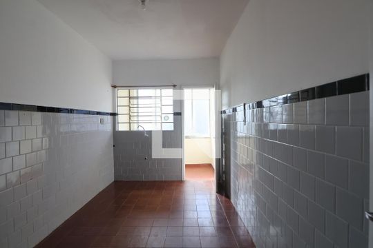 Cozinha de apartamento para alugar com 2 quartos, 102m² em Centro, Canoas