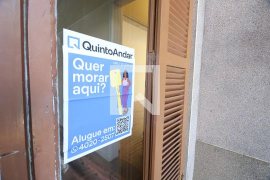 Placa de apartamento para alugar com 2 quartos, 102m² em Centro, Canoas
