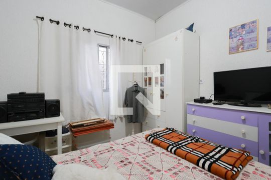 Casa 1 - Quarto 2 de casa à venda com 4 quartos, 200m² em Vila Romero, São Paulo
