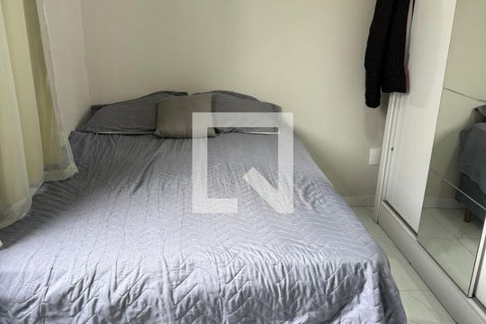 Quarto 1 de casa para alugar com 2 quartos, 45m² em Campo Grande, Rio de Janeiro