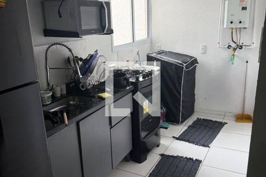 Cozinha e Área de Serviço de casa para alugar com 2 quartos, 45m² em Campo Grande, Rio de Janeiro